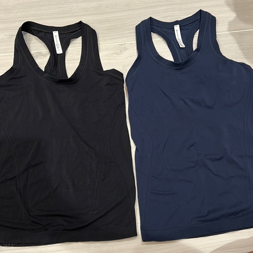 (2) Athleta Momentum tanks Size: Small
